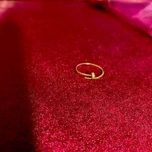 Nail screw ring 10k gold